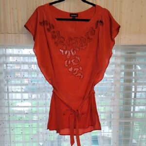 bebe Women's Scarlet Blouse with Leaf Embroidery, Size: S